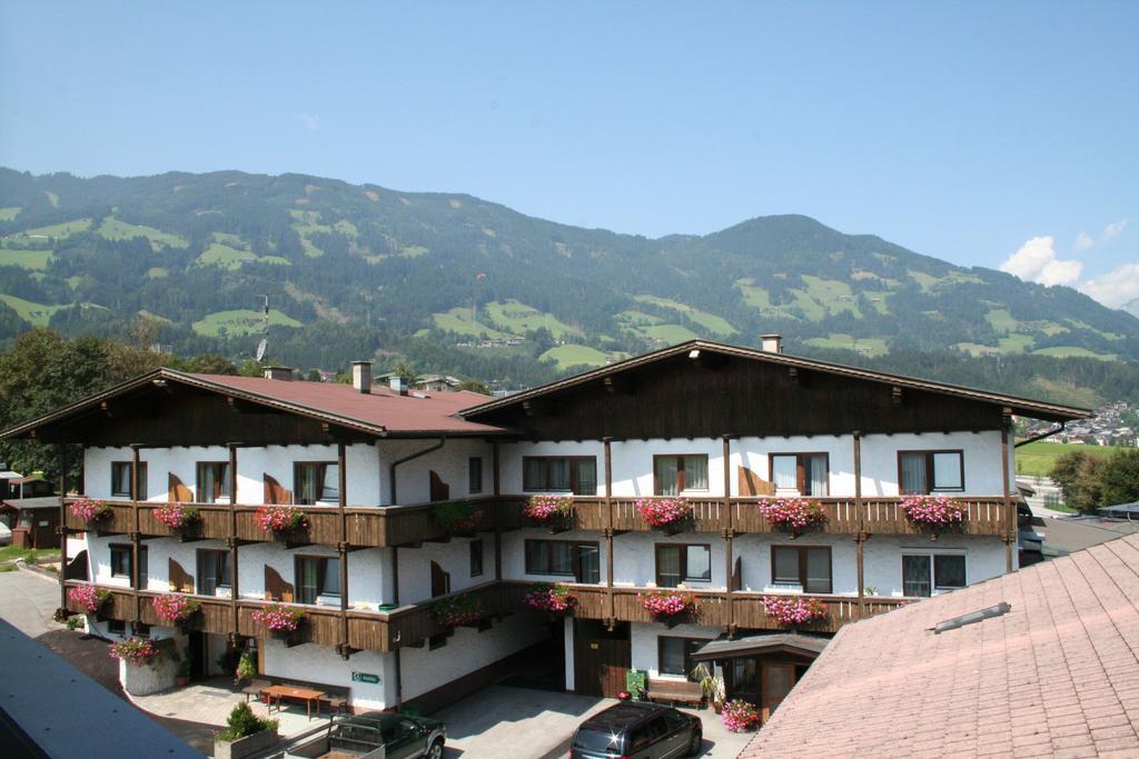 Maison d'hôtes Gastehaus Daum à Fügen Extérieur photo
